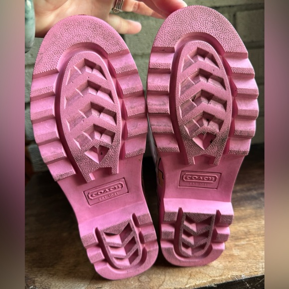 Coach Logo Paisley Pink Rain/Mud Boot- Size 6B - Picture 7 of 9